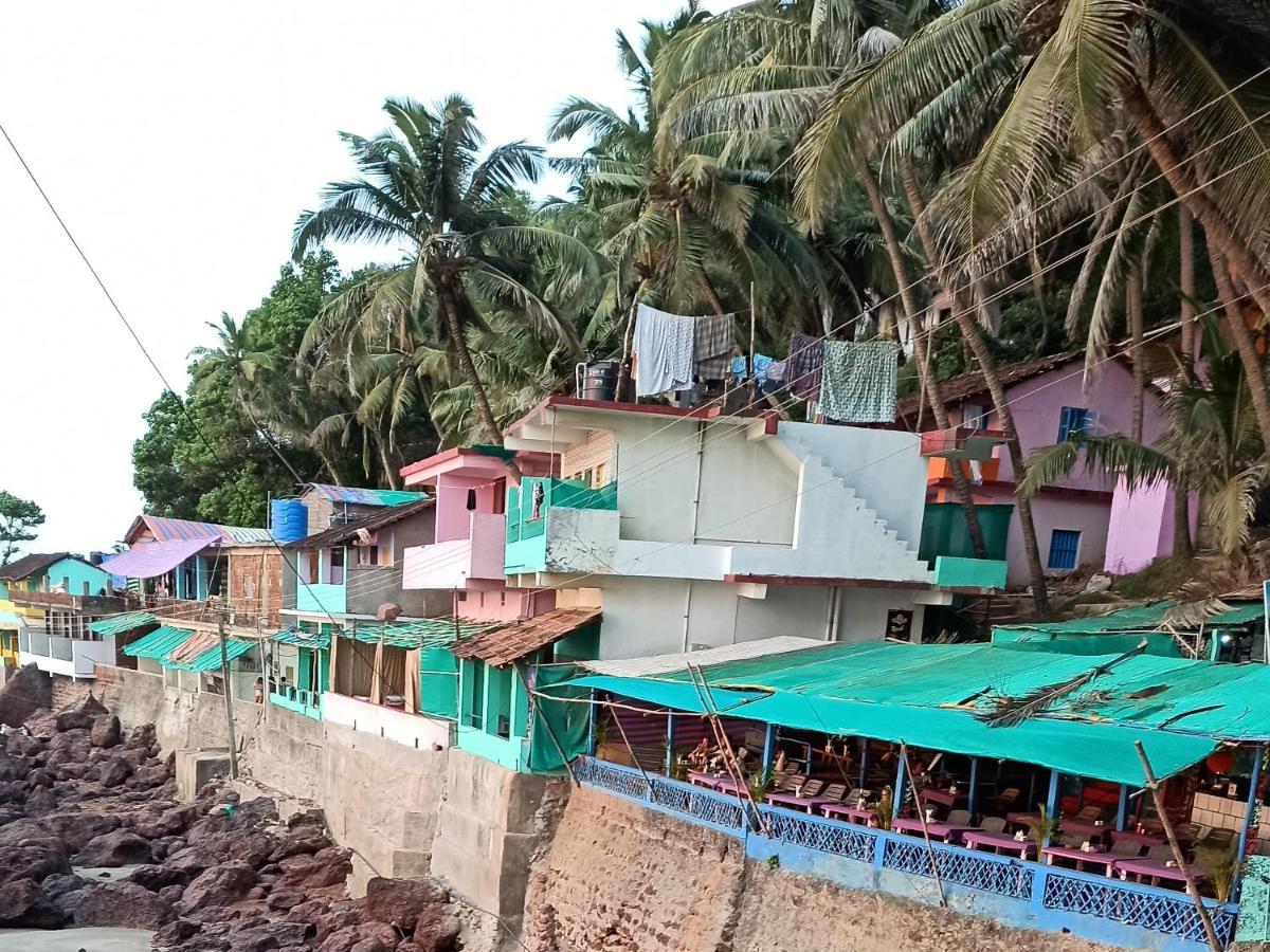 Om Ganesh Naik Guest House Arambol Exterior foto