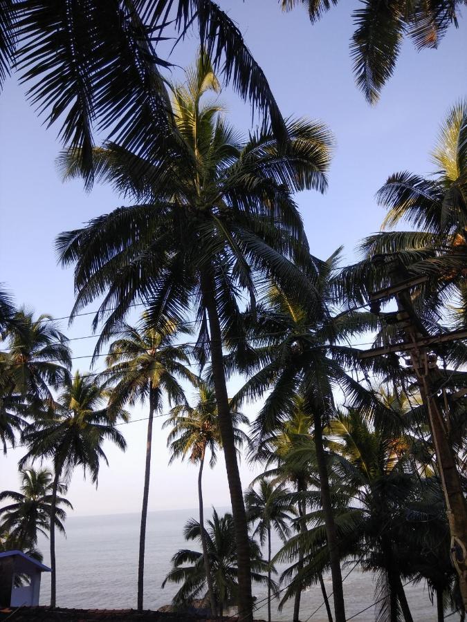 Om Ganesh Naik Guest House Arambol Exterior foto